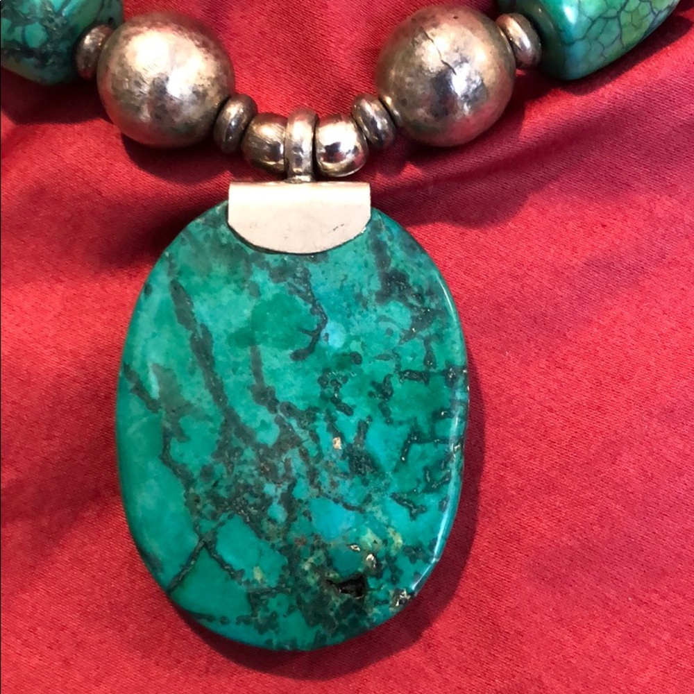 Necklace - Picture 2 of 3